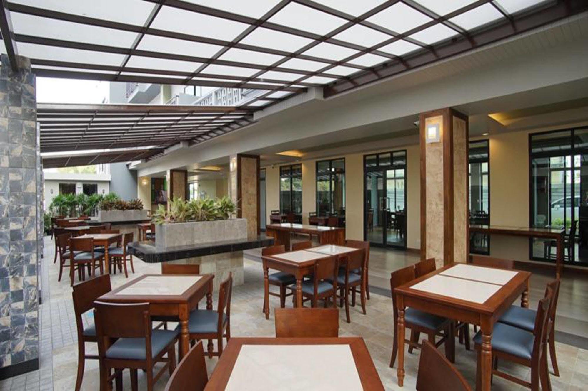 Carunda Hotel Ban Nong Hin  Exteriör bild