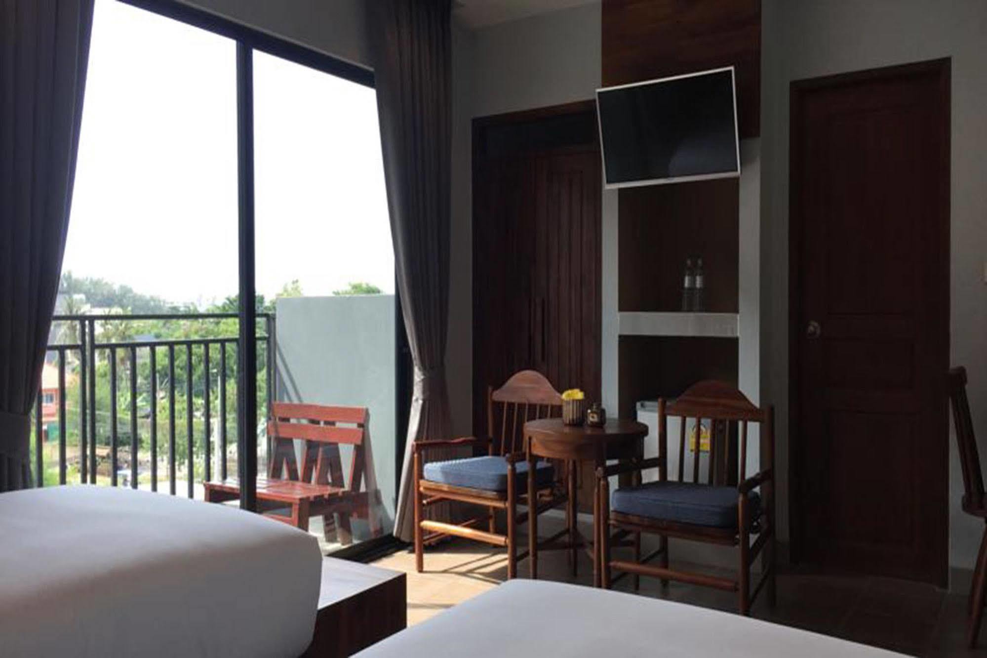Carunda Hotel Ban Nong Hin  Exteriör bild