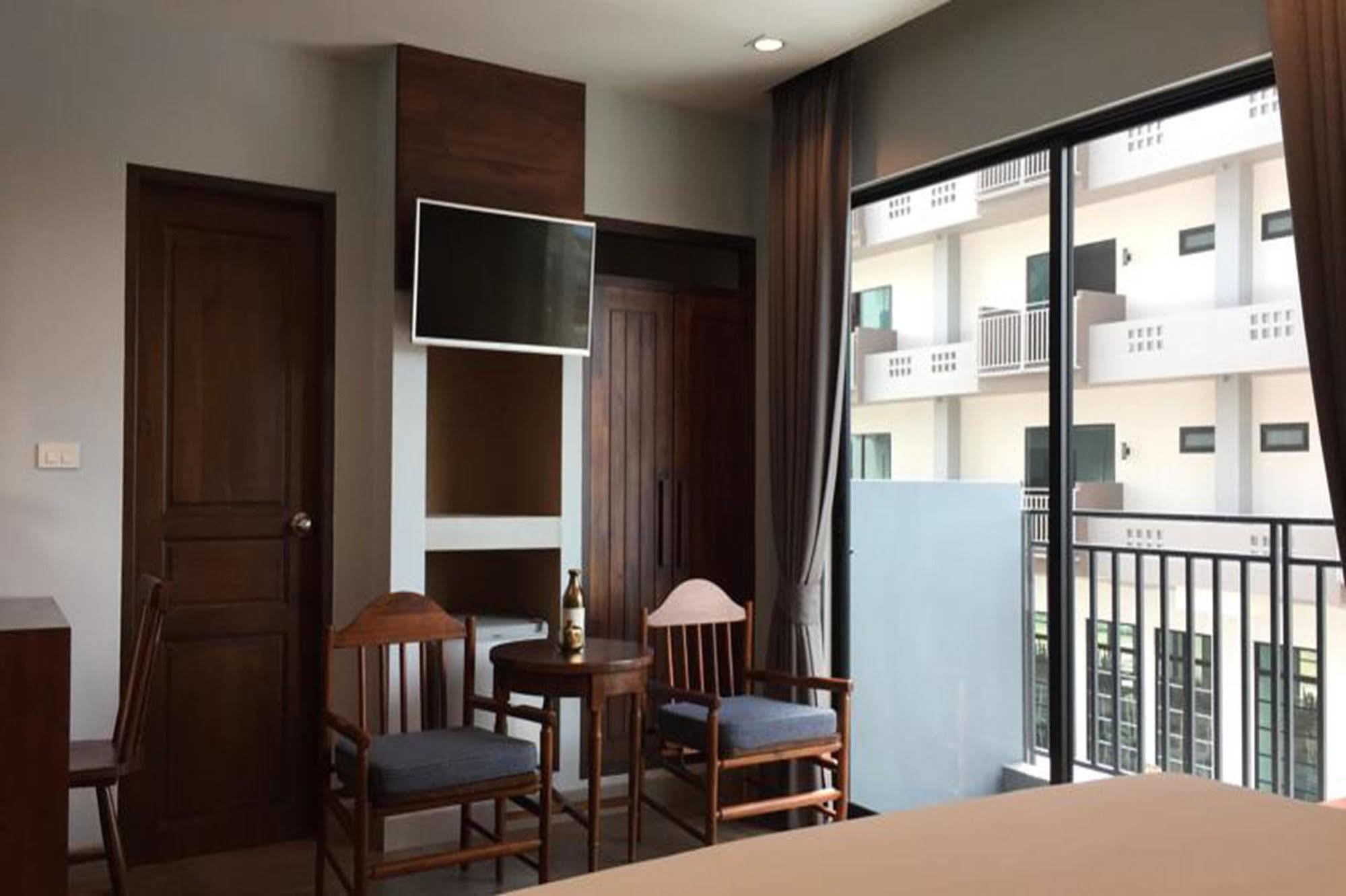 Carunda Hotel Ban Nong Hin  Exteriör bild