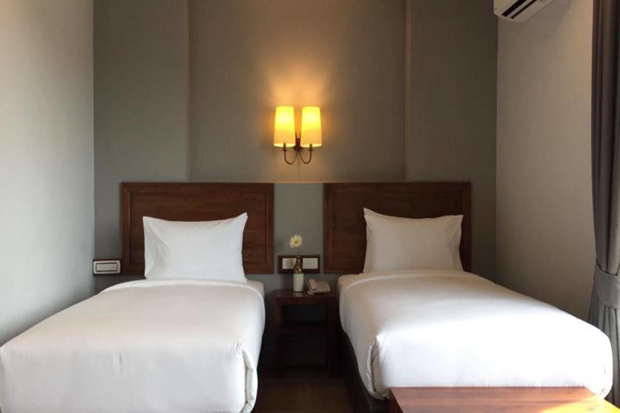 Carunda Hotel Ban Nong Hin  Exteriör bild