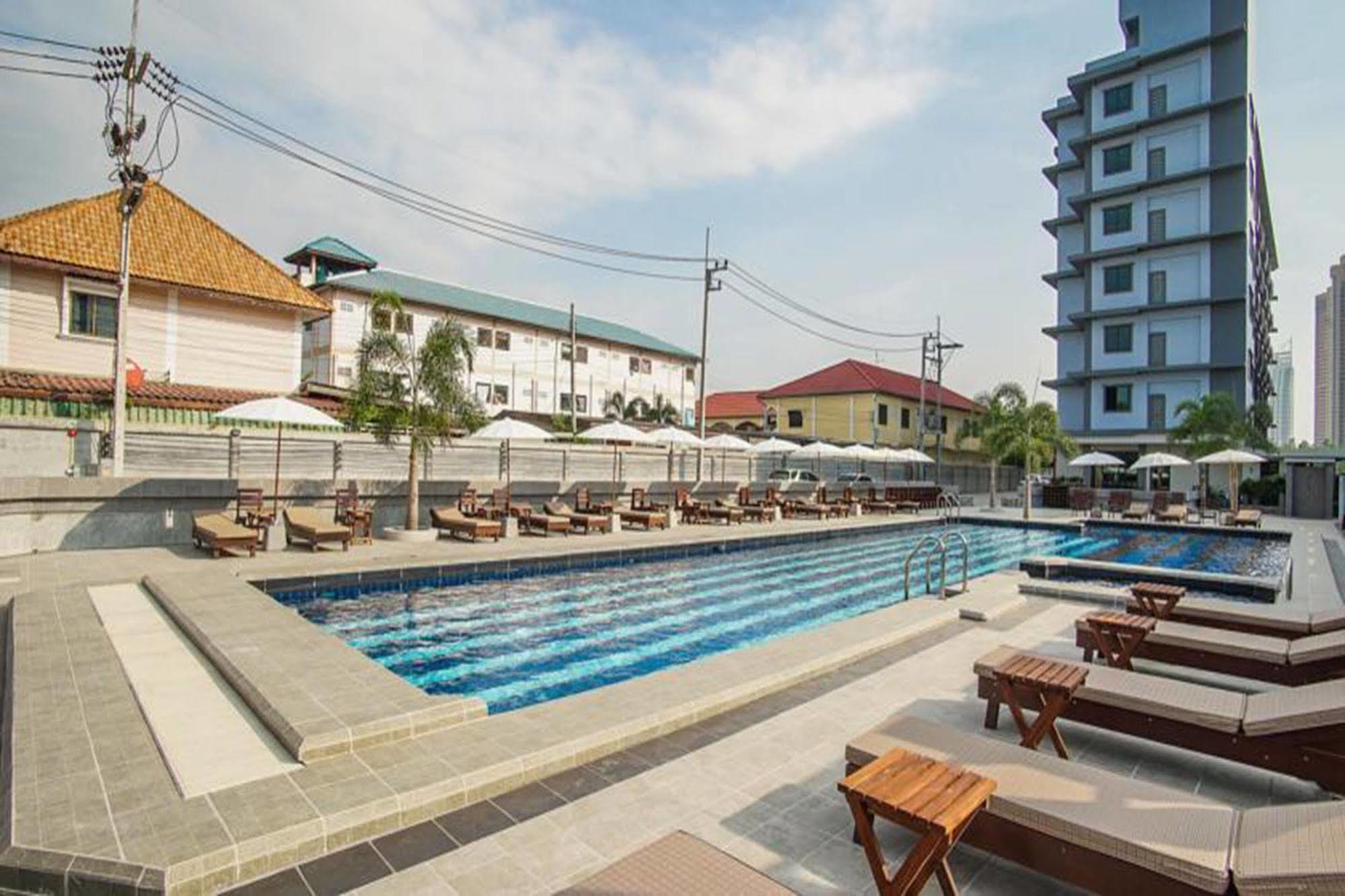 Carunda Hotel Ban Nong Hin  Exteriör bild
