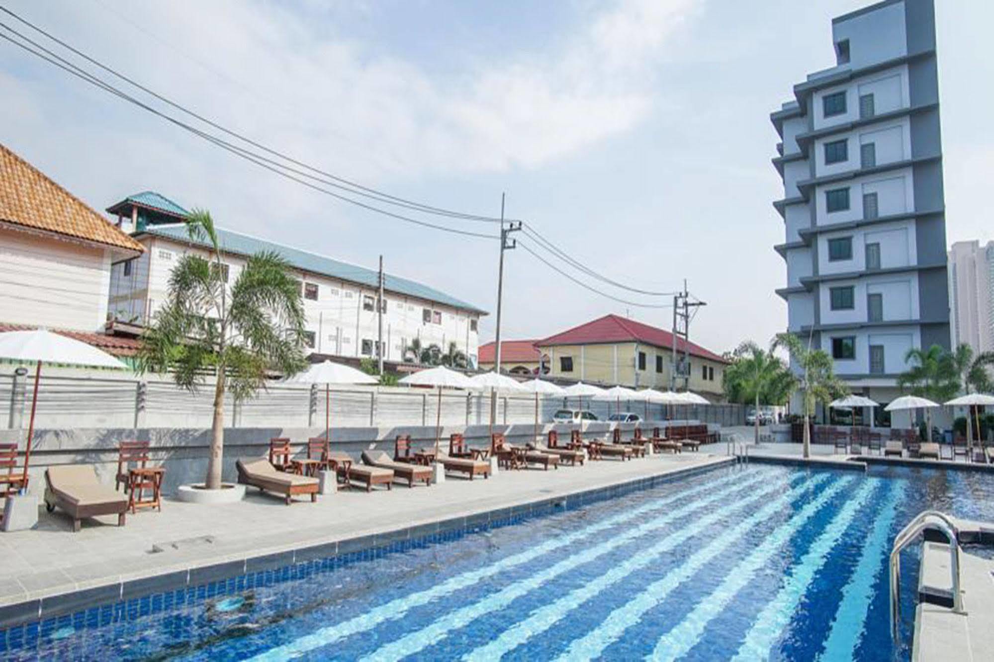 Carunda Hotel Ban Nong Hin  Exteriör bild